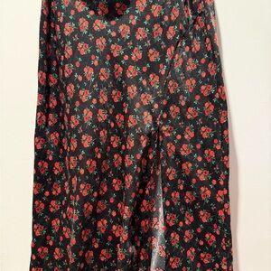 Francesca's Collections Black and Red Floral Midi Skirt